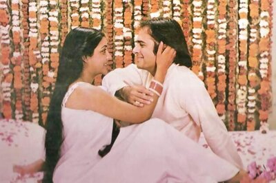 Sai Paranjpye's 'Chashme Buddoor': Tweet Review