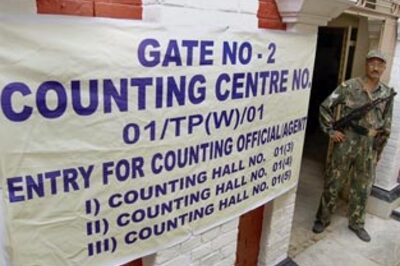 Verdict 2009: India awaits election results