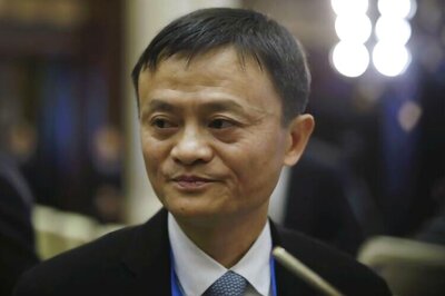 Flipkart, Snapdeal top brass squabble on social media