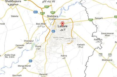 Abused Pakistani boy jumps before train over 'police apathy'