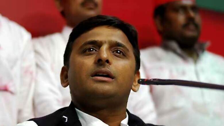 SP dissolves UP unit after poll rout, Akhilesh remains party president
