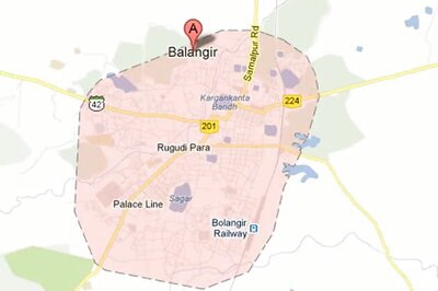 Odisha: Bus catches fire after hitting a tree, 5 dead