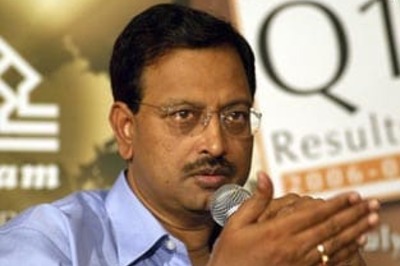 Raju in Hyderabad, won't flee: lawyer | BSE to drop Satyam