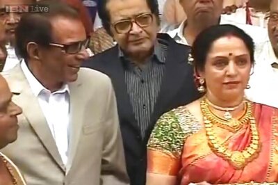 Hema Malini, Dharmendra to attend Muscat film festival