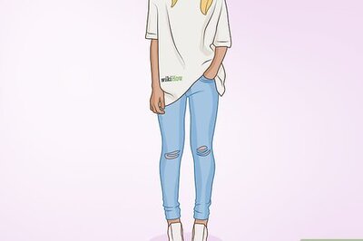 How to Wear an Oversized Shirt