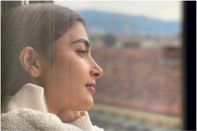 Pooja Hegde Shares Health Update After Coronavirus Diagnosis: Have Lost Sense of Smell