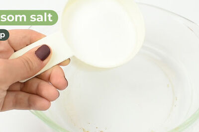 How to Make Aromatherapy Bath Salts