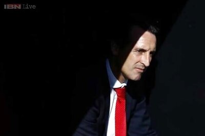 Sevilla, Valencia battle for Champions League spot