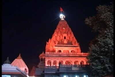 Devotees May Soon be Able to Donate Shares in MP Temples