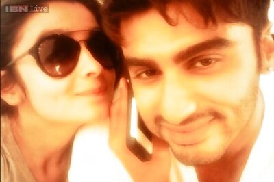 Snapshot: Alia Bhatt shares selfie with '2 States' co-star Arjun Kapoor on Twitter