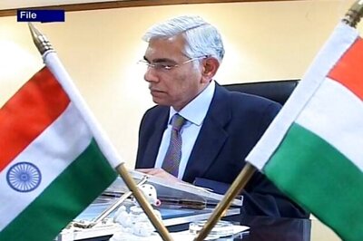 Cong says CAG a companion as BJP, Kejriwal attack UPA