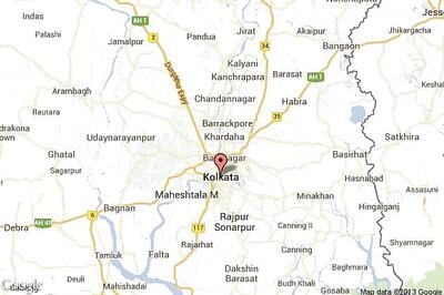 Kolkata: 12 crude bombs found lying in corner of a footpath, defused