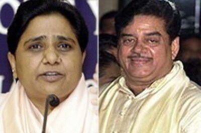 Shatrughan lauds 'Iron Lady' Mayawati