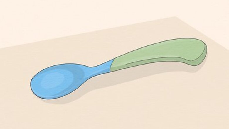 How to Get Your Toddler to Eat with Utensils