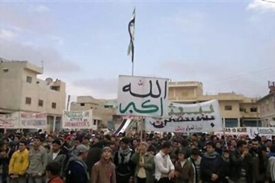 Arab League extends Syria mission by 1 month