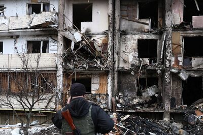 ‘Make Molotov Cocktails’: Ukraine Tells Citizens to Use Petrol Bombs as Russia Invades Kyiv