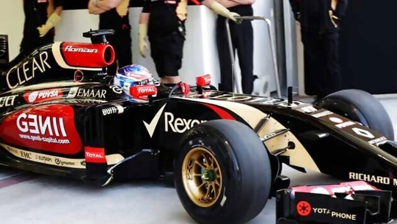 Team Lotus renews engine deal with Renault