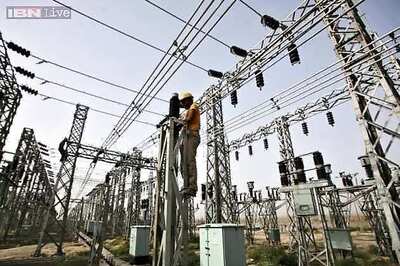 Power demand in Delhi touches all-time high of 5,925 mega watts
