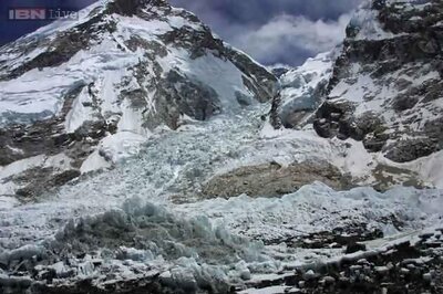 Mount Everest avalanche kills 12 Nepalese guides; 4 missing