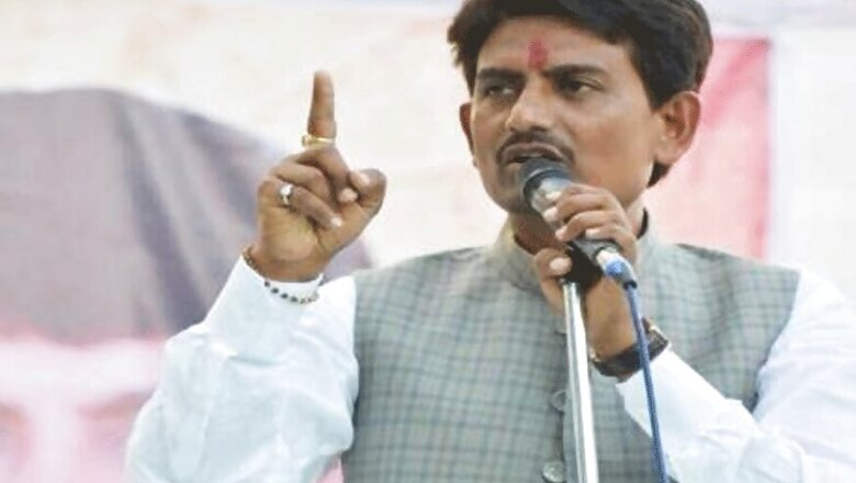 Gujarat Congress MLA Rebels Against Party Over Demand of Alpesh Thakor's Disqualification