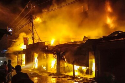 Fire Breaks Out at Godown in New Delhi's Narela