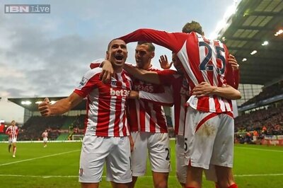 Stoke City stun Arsenal 3-2 in Premier League