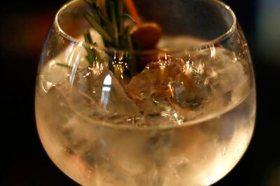 Planning a Party at Home? Try These Home-Made Cocktail Recipes