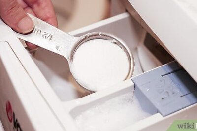 How to Naturally Soften Laundry