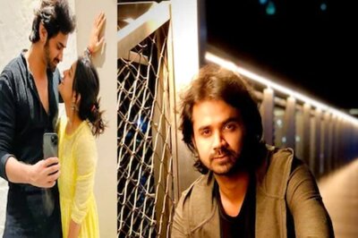 Man Udu Udu Zhala Lead Hruta Durgule Announces her Relationship With This Director