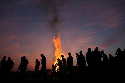 As Family Stays Away Fearing Covid, Muslims Help Man Perform Last Rites of Wife in Meerut