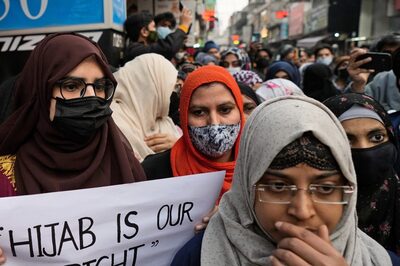 India Slams Countries Commenting on Hijab Row, Says 'Motivated Comments on Internal Issues Are Not Welcome'