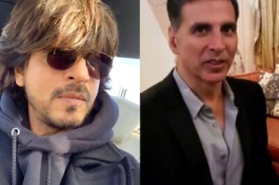 Watch: When Shah Rukh Khan gave autograph on Akshay Kumar’s behalf