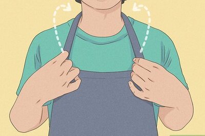 How to Tie an Apron