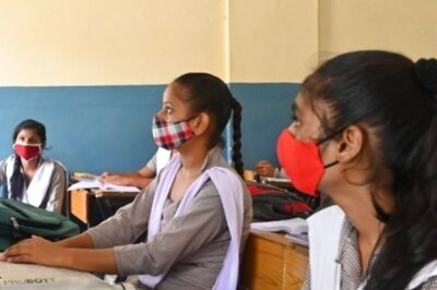 Speed Up Scholarship Disbursal to SC, ST Students: Rajendra Pal Gautam to Officials