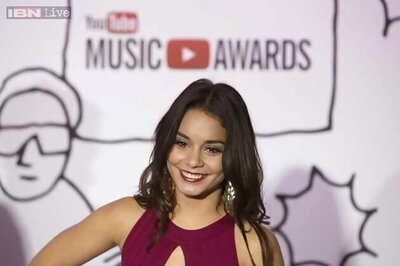 Vanessa Hudgens makes Broadway debut with 'Gigi'