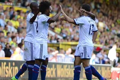 Late goals give Chelsea 3-1 win at Norwich
