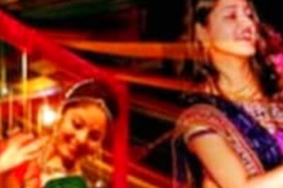 BuzzFix: Joy Returns to Indian Festivals as Dark Days of Covid-19 Fade Away