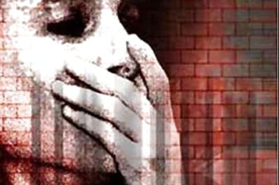 Teacher arrested for molesting minor girls for 3 years