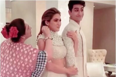 Sara Ali Khan, Ibrahim’s Expressions are Unmissable as Mom Amrita Singh Puts 'Kala Tikka' on Them