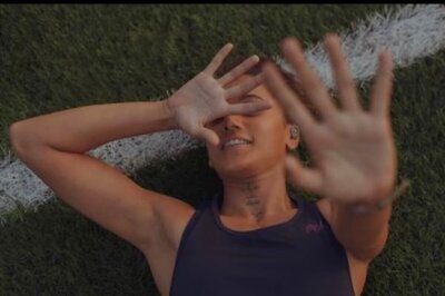 Taapsee Pannu Has a Hilarious Post About an Emoji