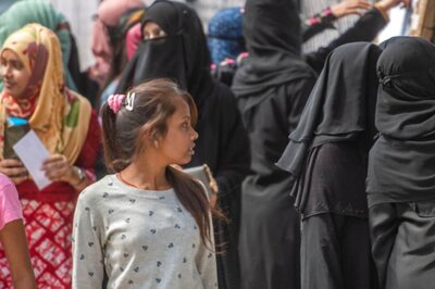 News18 Evening Digest: Hijab or Saffron Shawls Not Allowed in Karnataka Schools and Other Top Stories