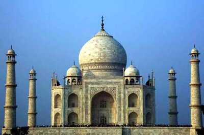 Tourism Minister likely to hold meeting to discuss Taj Mahal entry issue