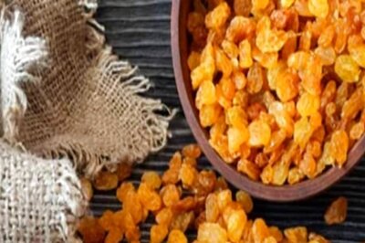 Raisin and Jaggery Water: Get Rid of Those Extra Kilos With This Magical Potion