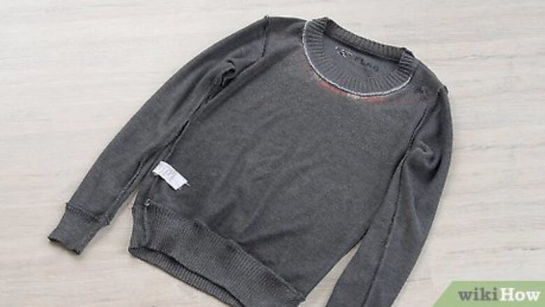 How to Wash Rhinestone Clothing