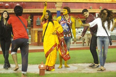 Bigg Boss 10: Preparations Begin For Monalisa's Marriage Inside The House