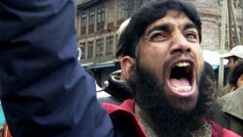 Srinagar shuts down against Israel
