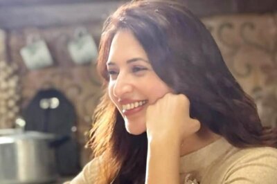 Actor Divyanka Tripathi Gets 'Excited' Over 'Life's First Earthquake', Slammed on Twitter