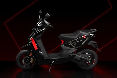 Ather 450X Series1 Collector’s Edition Launched in India, Gets Unique Translucent Side Panels