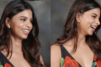 Suhana Khan Looks Sexy in The Floral Way, Flashes Her Million Dollar Smile; See Viral Pics