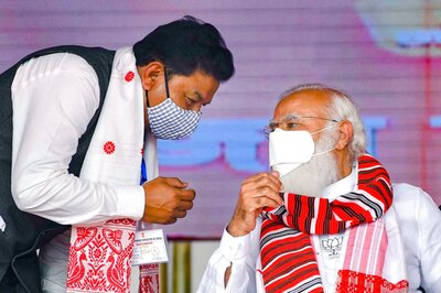 Twitter Erupts Against Oppn Leaders for Not Congratulating BJP for Assam Victory